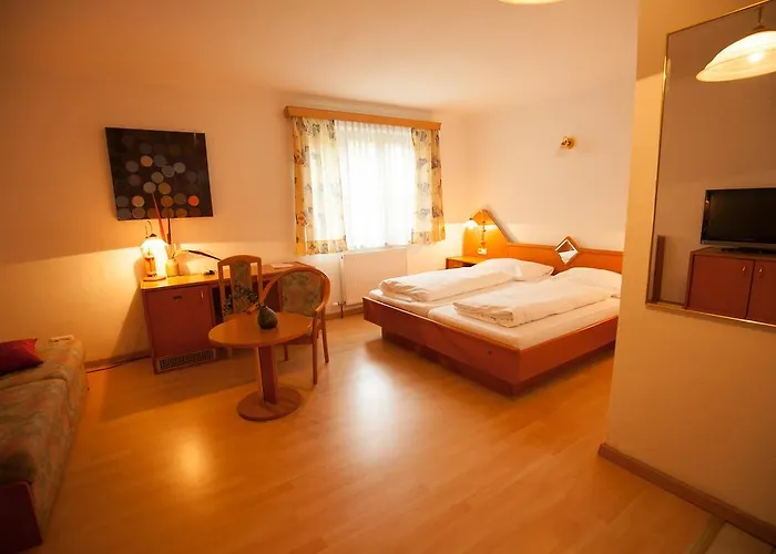 Guest house Poechhacker 3*